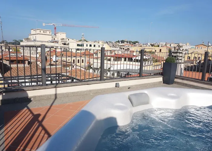 Trevi Palace Luxury Otel 4*