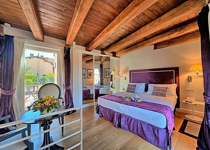 Trevi Palace Luxury