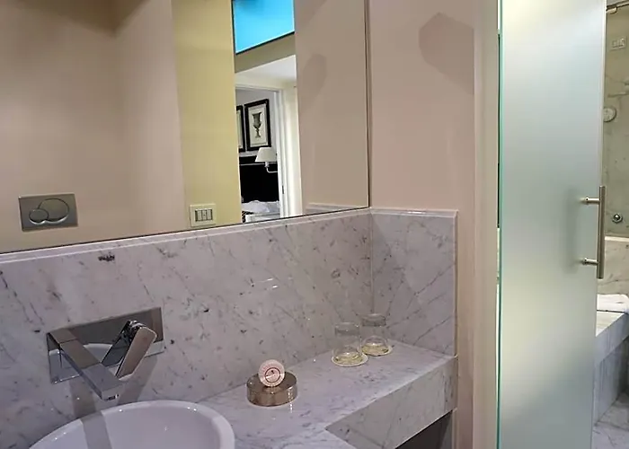 Trevi Palace Luxury Hotel 4*