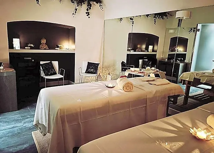 Trevi Palace Luxury Hotel