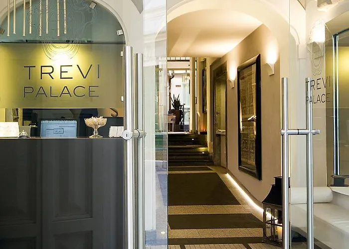 Hotel Trevi Palace Luxury Roma