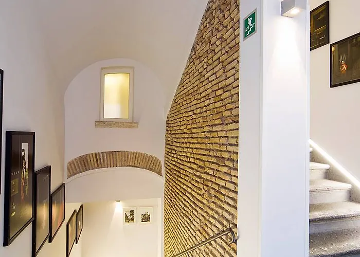 Trevi Palace Luxury 4* Řím